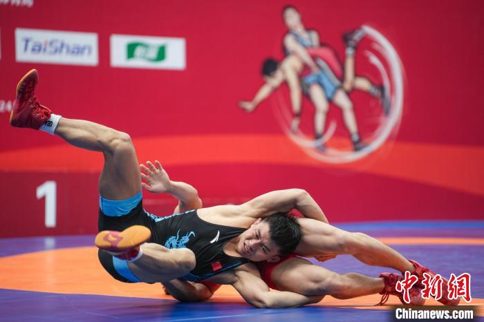 太原滨河体育中心开幕2024年全国U20国际式摔跤锦
