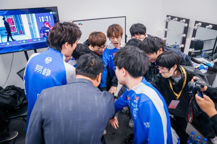 幻想人生里依然是职业选手：暂停键的春天让清