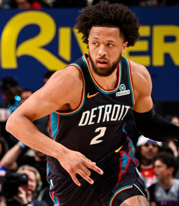 底特律活塞双核爆发掀翻灰熊送七连败