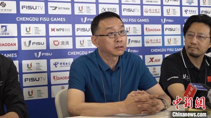 成都大运会闭幕式：欢聚告别之际 科技与自然共